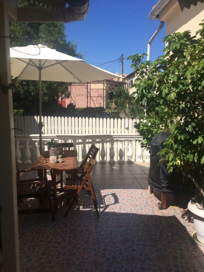 Helena'S Rooms Kassiopi Exterior photo