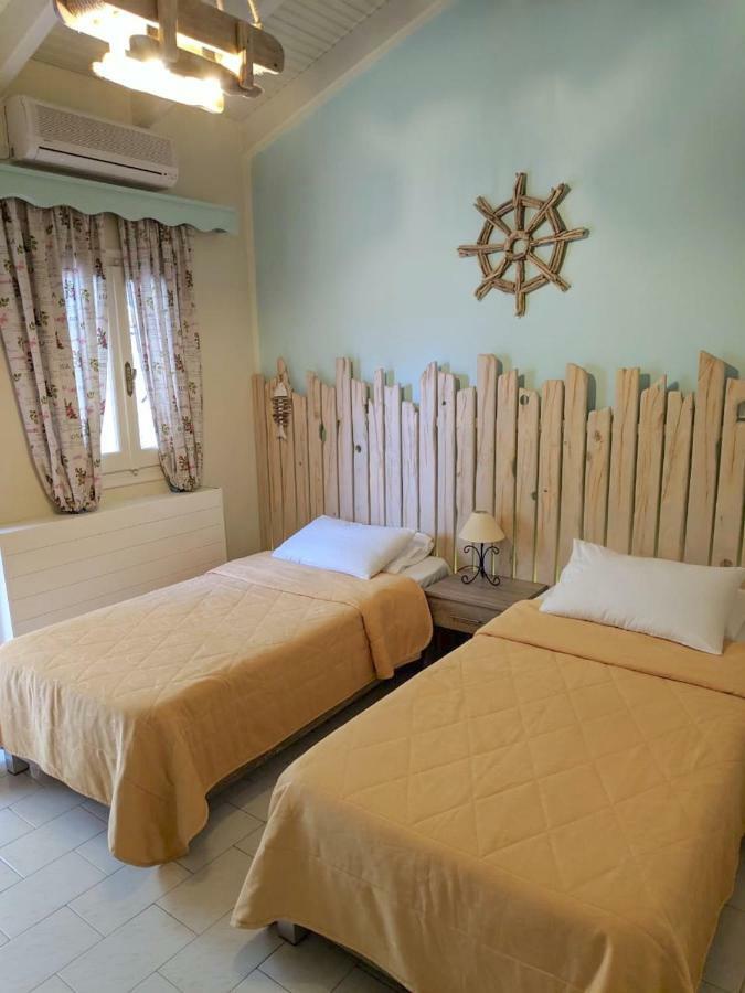 Helena'S Rooms Kassiopi Exterior photo
